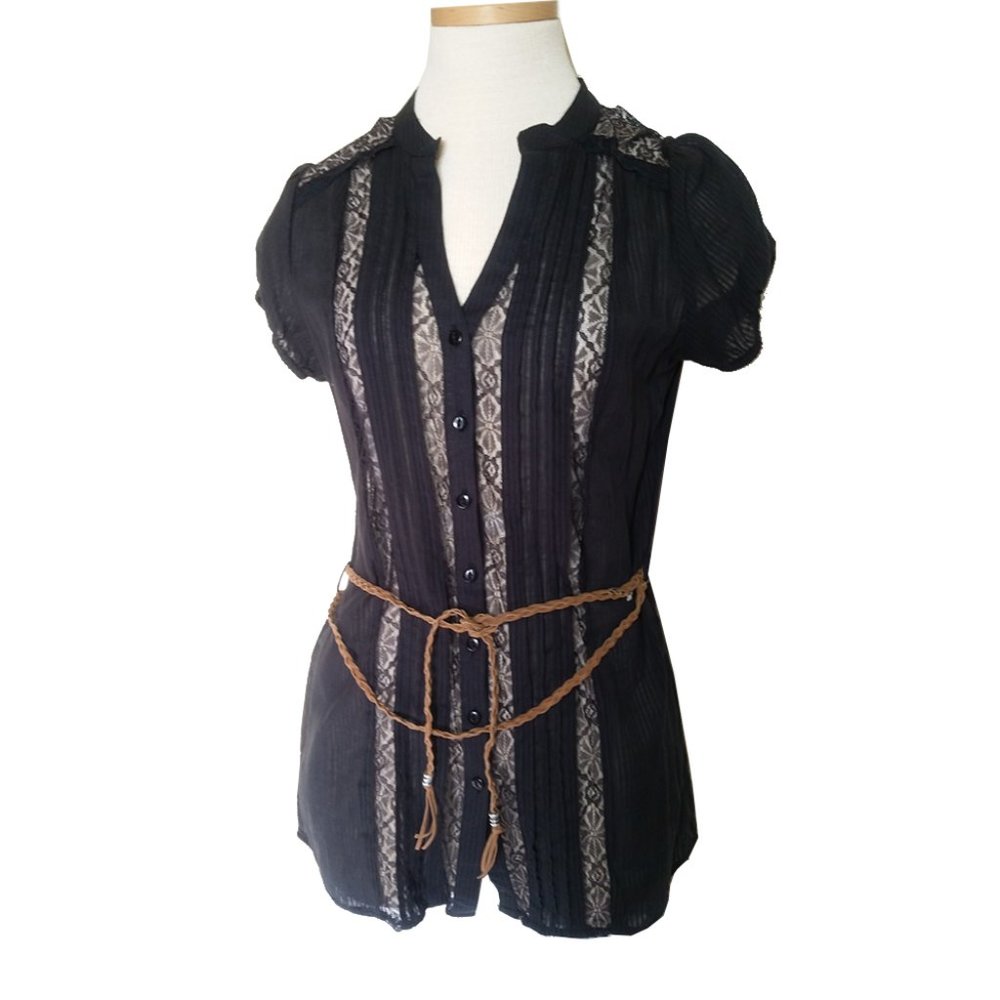 Short Sleeve Sheer Top with Brown Leather Belt